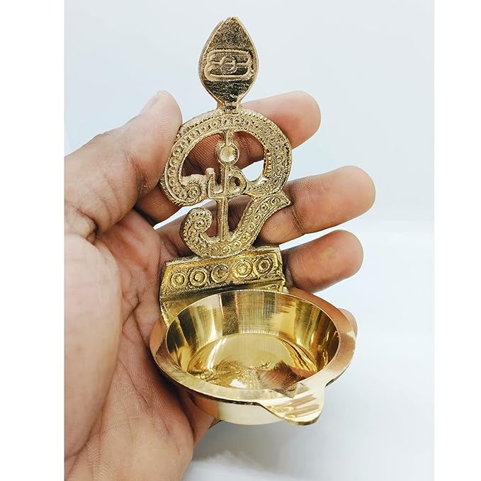 ஓம் முருகர் விளக்கு  Om Vel Diya in Brass